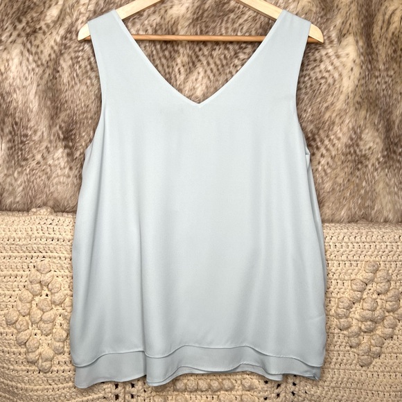 Ann Taylor Blouse - Picture 5 of 5